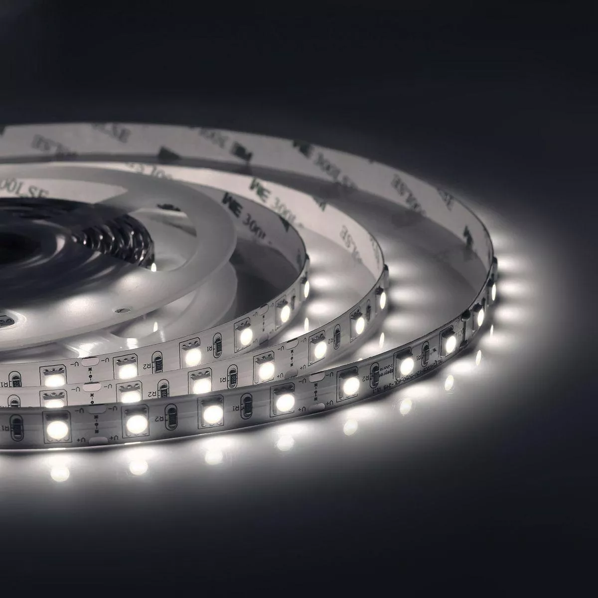 Светодиодная лента Apeyron 14,4W/m 60LED/m 5050SMD холодный белый 2,5M 10-12
Светодиодная лента Apeyron 14,4W/m 60LED/m 5050SMD холодный белый 2,5M 10-12