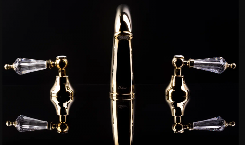 Смеситель для раковины Boheme Tradizionale бронза с прозрачными кристаллами Swarovski
Смеситель для раковины Boheme Tradizionale бронза с прозрачными кристаллами Swarovski