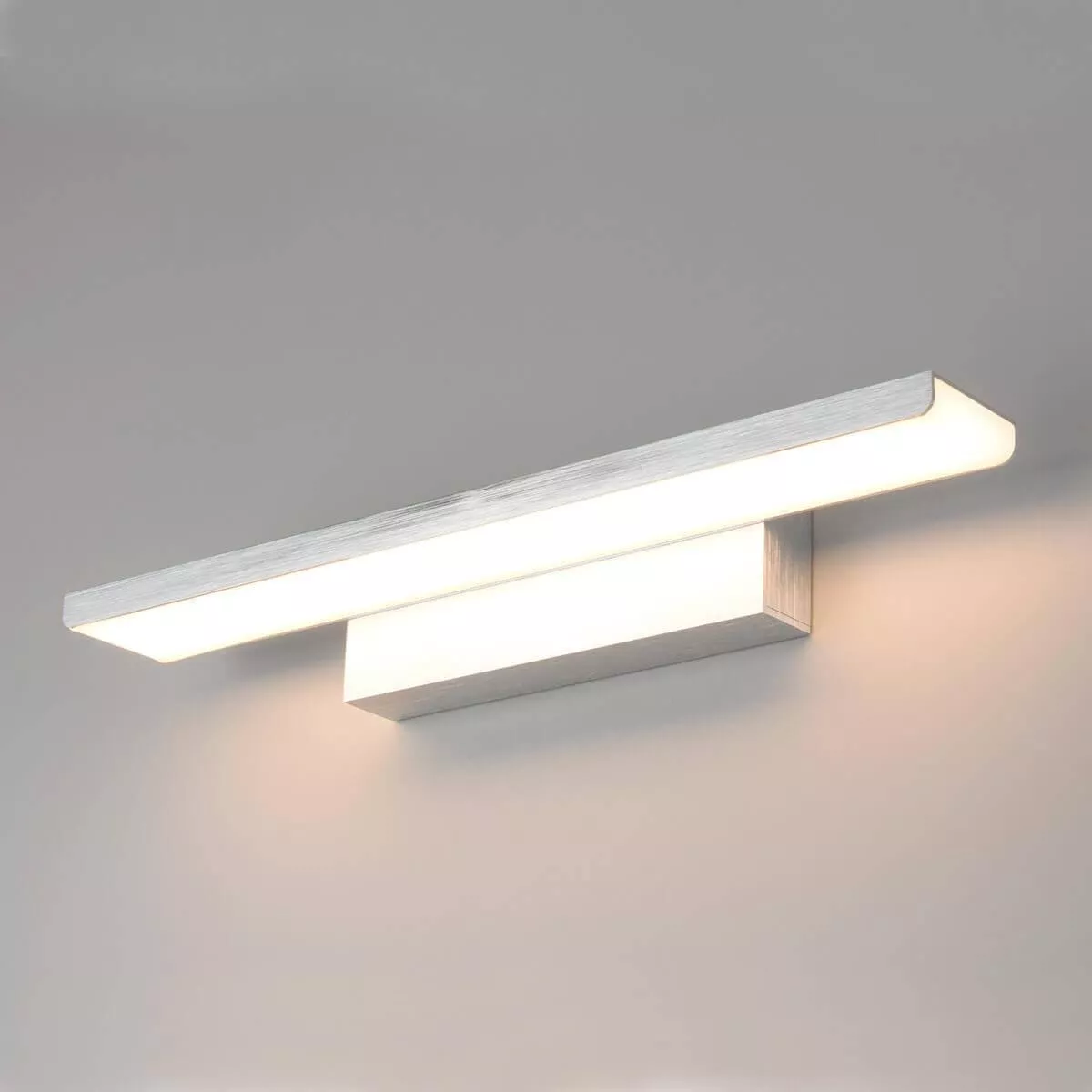 Подсветка для картин Elektrostandard Sankara LED 16W 1009 IP20 серебристая a037486
Подсветка для картин Elektrostandard Sankara LED 16W 1009 IP20 серебристая a037486