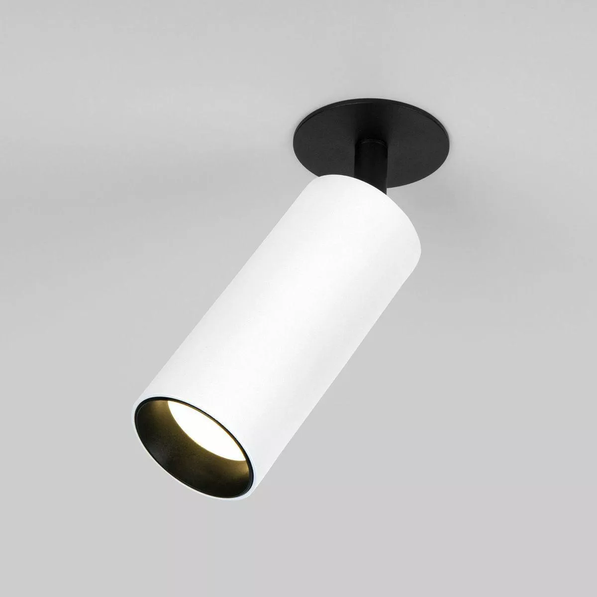 Встраиваемый светодиодный спот Elektrostandard Diffe 25052/Led белый/черный a058173
Встраиваемый светодиодный спот Elektrostandard Diffe 25052/Led белый/черный a058173