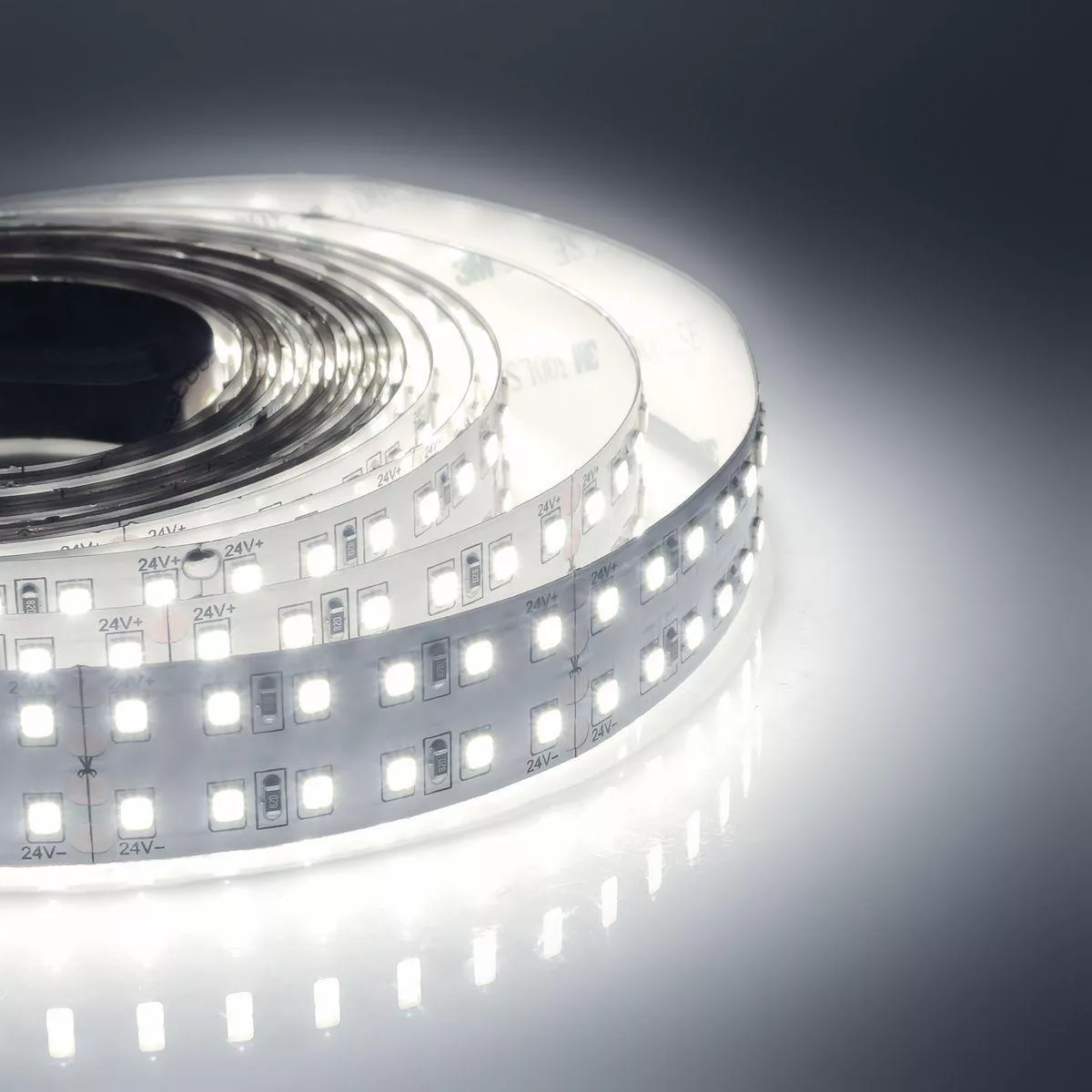 Светодиодная лента Apeyron 38W/m 240LED/m 2835SMD холодный белый 5M 00-305
Светодиодная лента Apeyron 38W/m 240LED/m 2835SMD холодный белый 5M 00-305