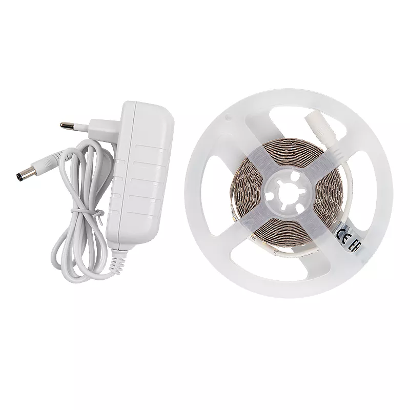 Светодиодная лента (комплект) General GLS-2835-120-9.6-12-IP20-PRO-6-3-KIT 501421
Светодиодная лента (комплект) General GLS-2835-120-9.6-12-IP20-PRO-6-3-KIT 501421