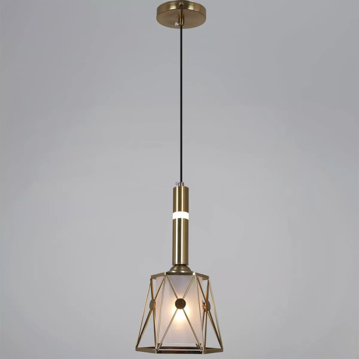 Подвесной светильник Reluce 09542-0.9-01 CU
Подвесной светильник Reluce 09542-0.9-01 CU