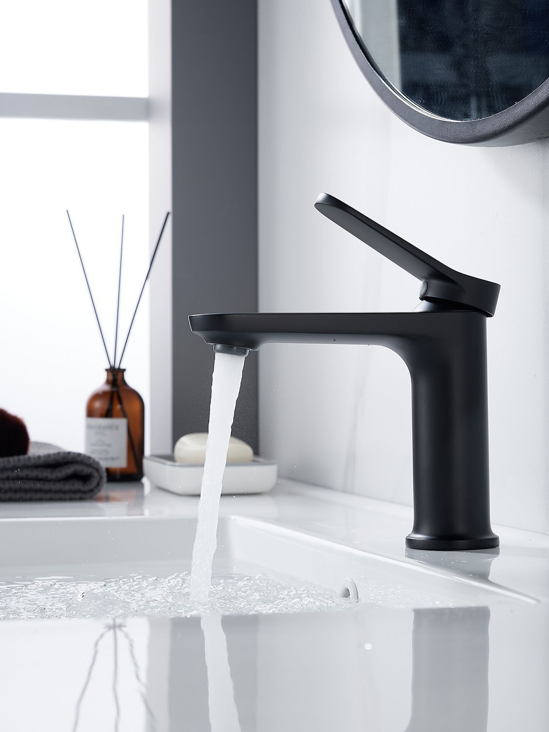 

Смеситель для раковины Shevanik S4301H