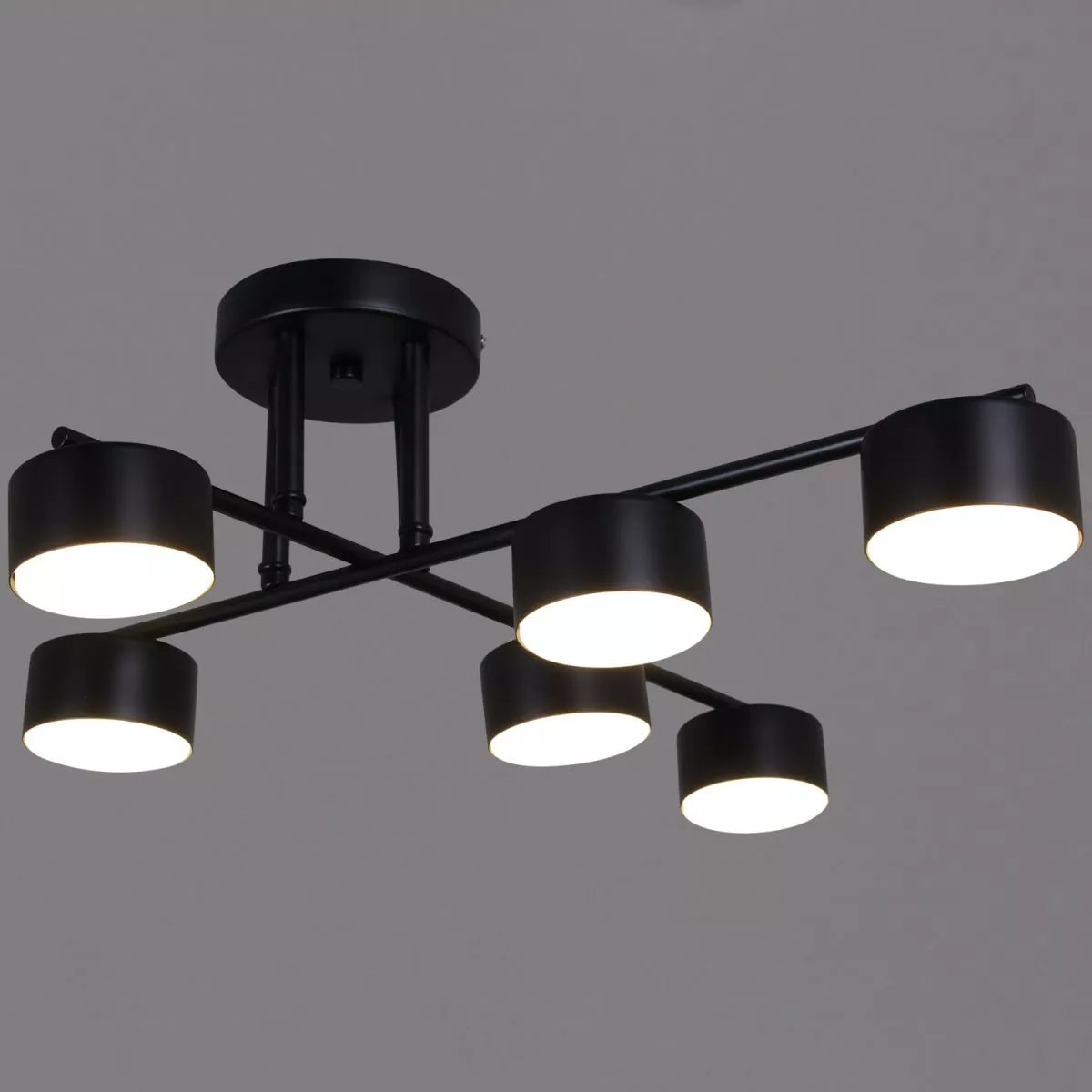 

Потолочная люстра Reluce 03725-0.3-06 BK GX53