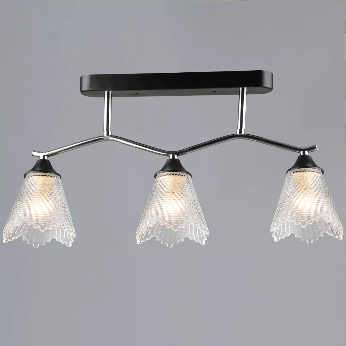 

Потолочная люстра Reluce 77320-0.3-03 CH+BK