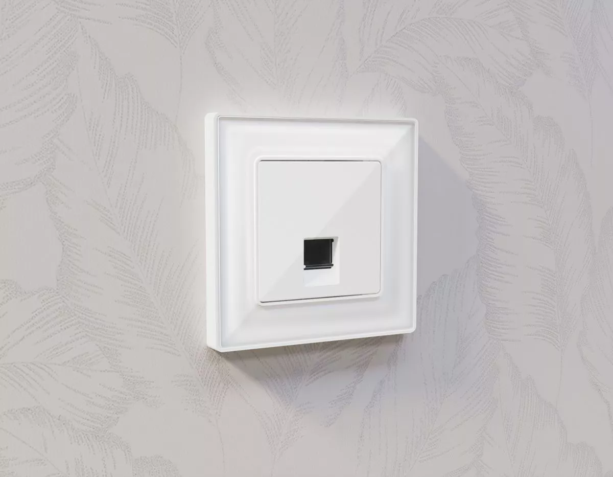 

Комплект механизма компьютерной розетки RJ-45 экранированной с автоматической защитной шторкой Alfa Белый глянец Quant Ambrella Volt MA112005 (AP1120, VM185)