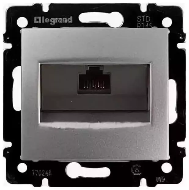  Розетка компьютерная RJ45 Legrand Valena 6 кат UTP с захватами алюминий 770246