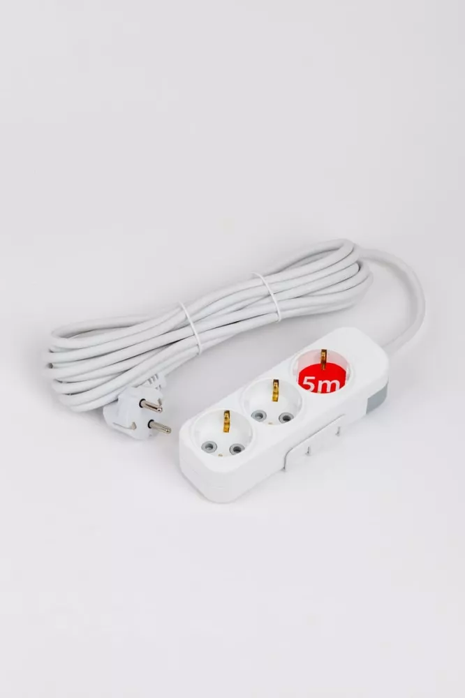 

Удлинитель с/з 3вх с защитными шторками ELBI Myra 527-010205-311