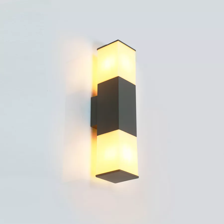 

Уличный настенный светильник General GWL-2E27-IP65 662458