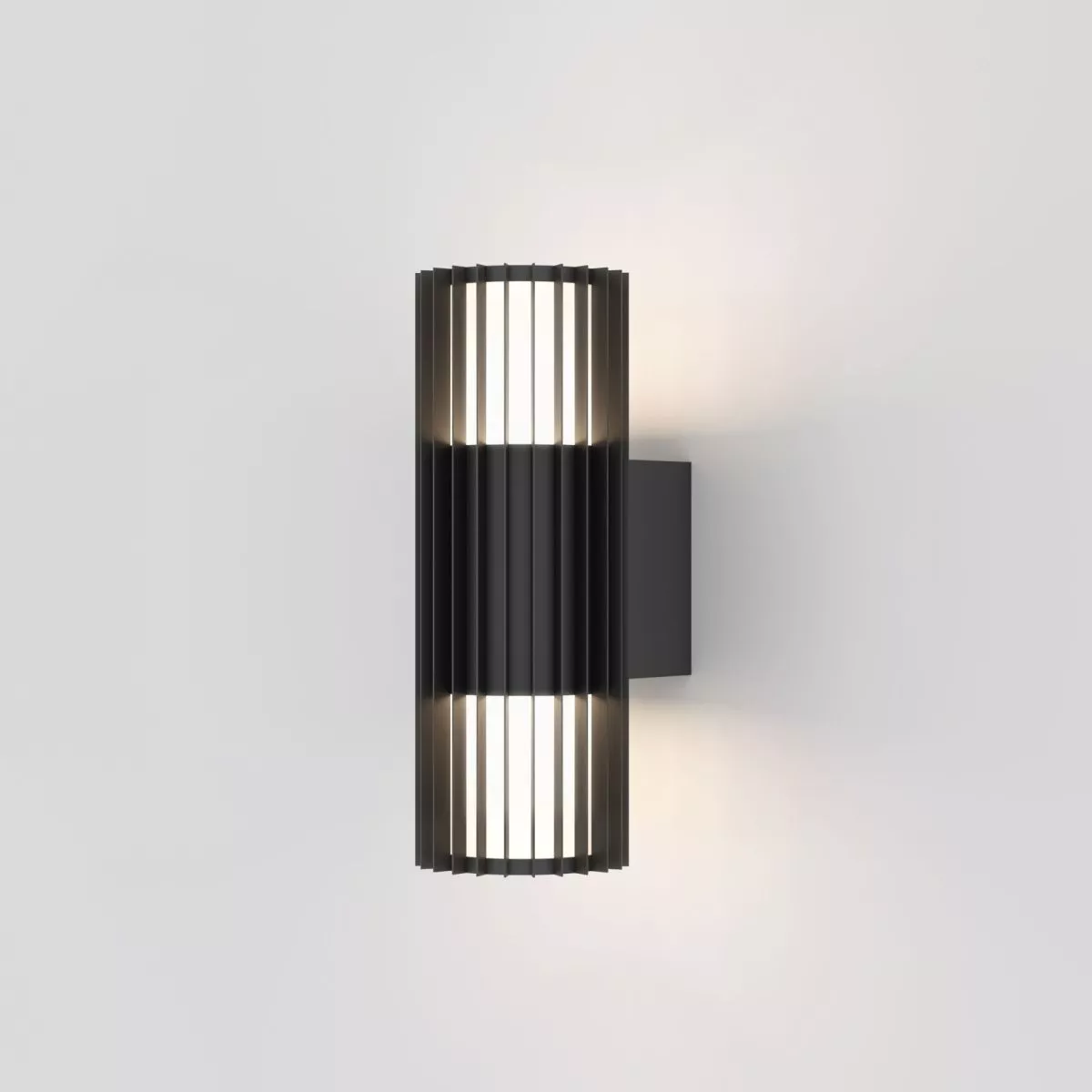 

Фасадный светильник Elektrostandard Entero 35189/W 4690389216343 a070266