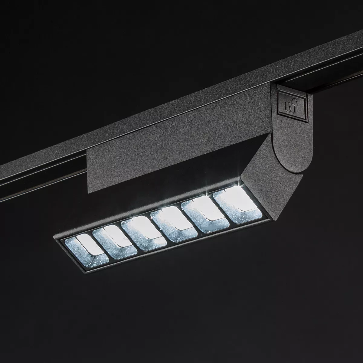 

Трековый светильник SWG PRO DL-SLIM-FLBL-10-CCT 022084