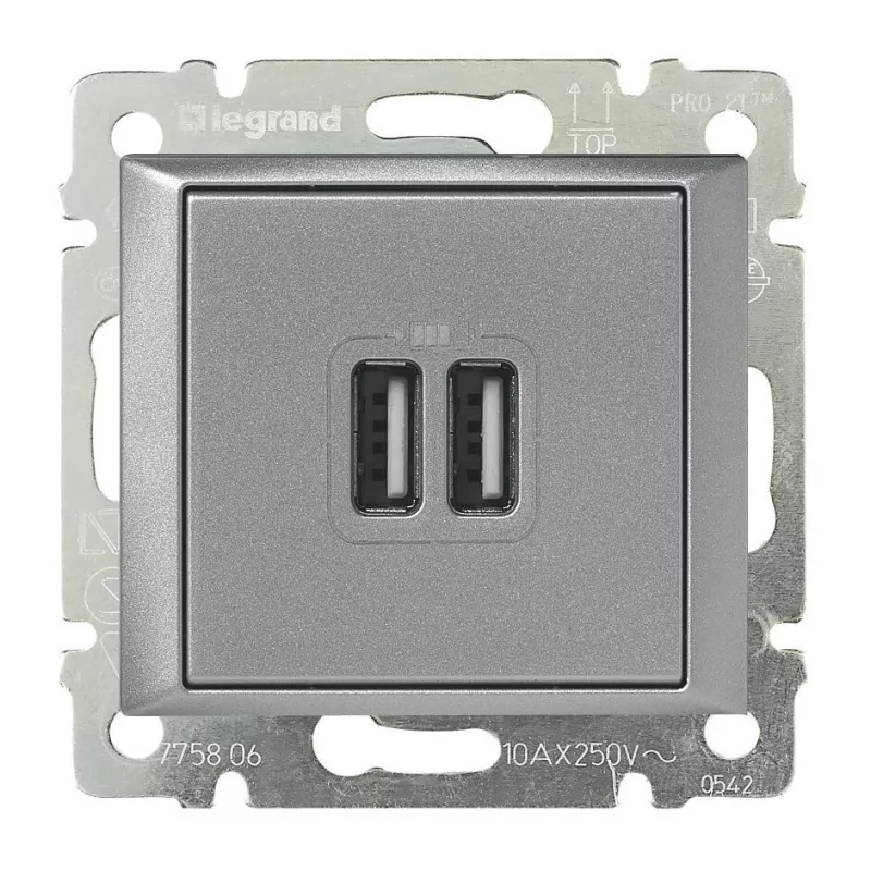

Розетка USB двойная Legrand Valena 240V/5V 2400mA алюминий 770270