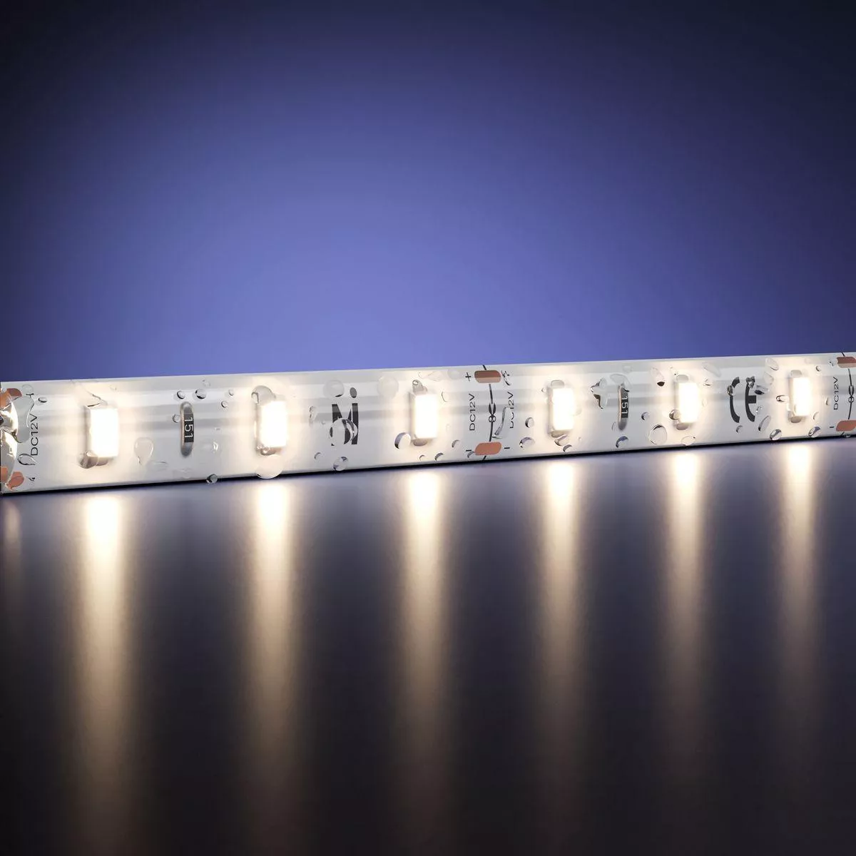 

Светодиодная влагозащищенная лента Maytoni 7,2W/m 60LED/m 2835SMD дневной белый 5M 201021