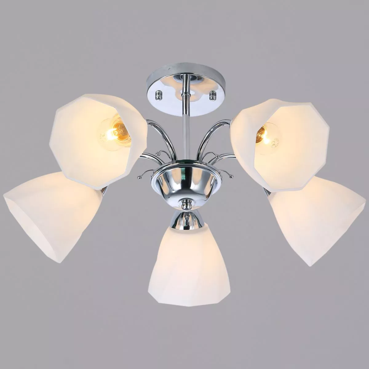 

Люстра на штанге Reluce 13660-0.3-05