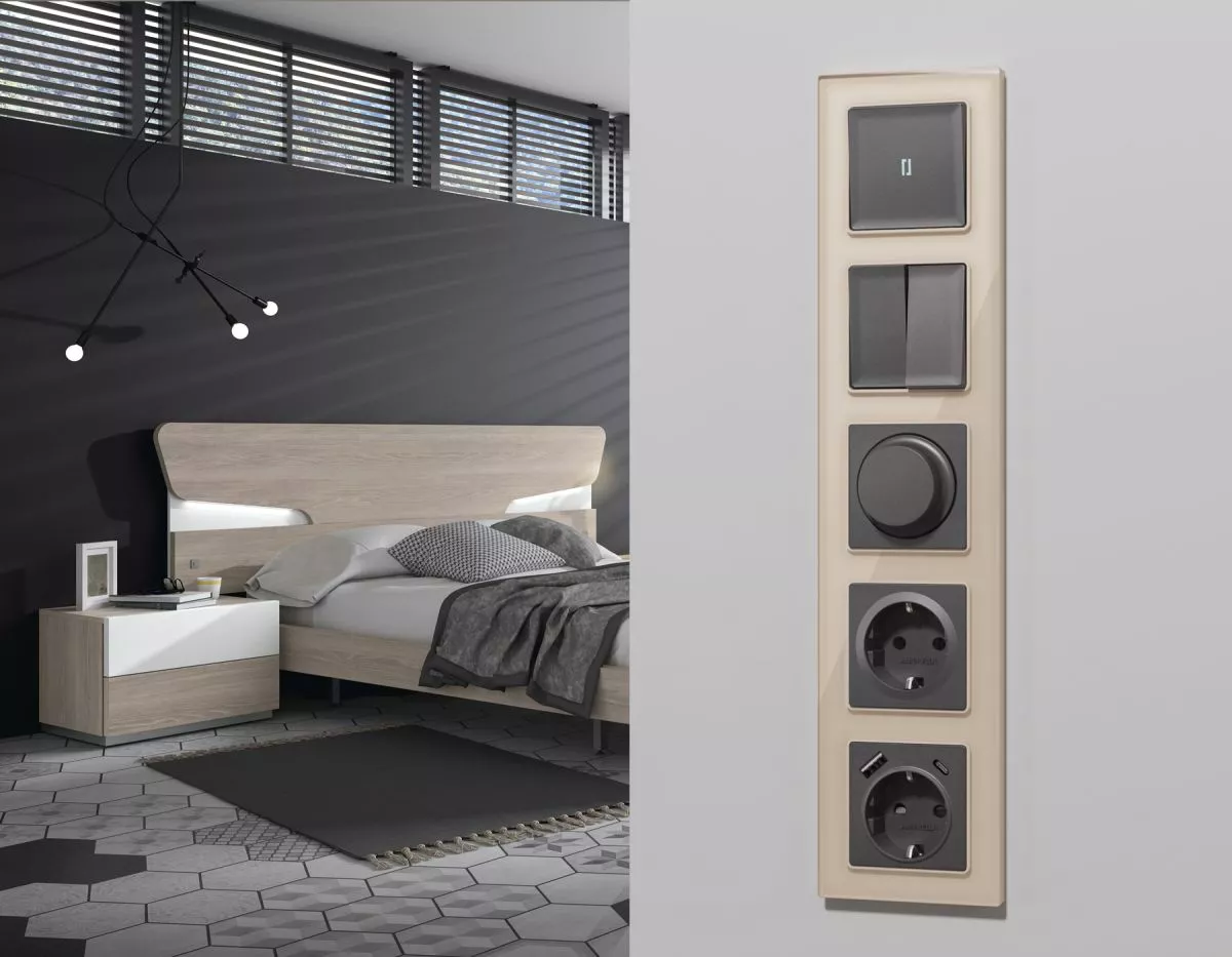 

Комплект механизма 2-клавишного перекрестного выключателя 10A-250V Alfa Антрацит серый Quant Ambrella Volt MA653030 (AP6530, VM125)