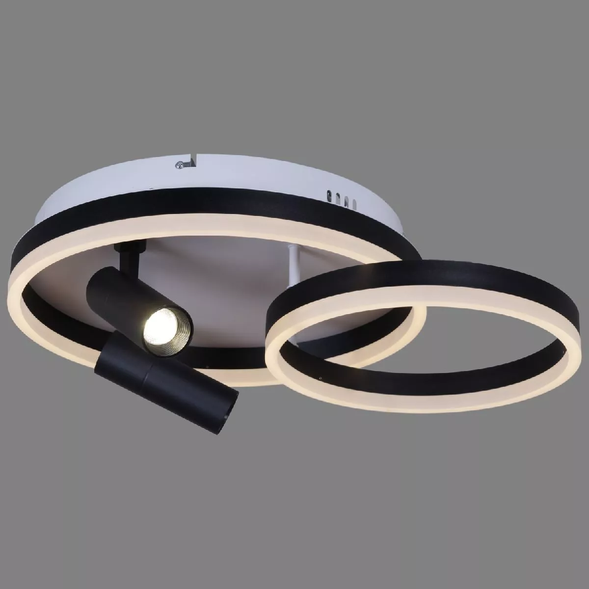 

Потолочная люстра Reluce 77799-3.3-2+2