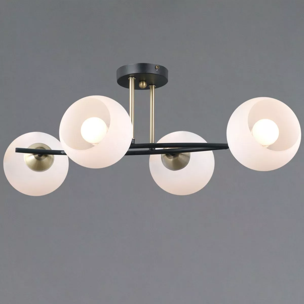 

Потолочная люстра Illumico IL0798-4CSQ-25 BK AB TRENTO