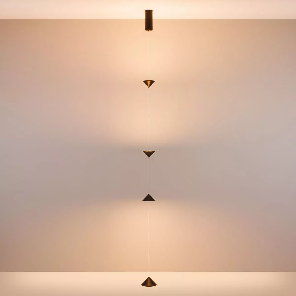 

Подвесной Светильник Arlight SP-CALICE-SURFACE-R120-12W Warm2700 (BK, 110 deg, 230V) (IP20 Металл) 057772