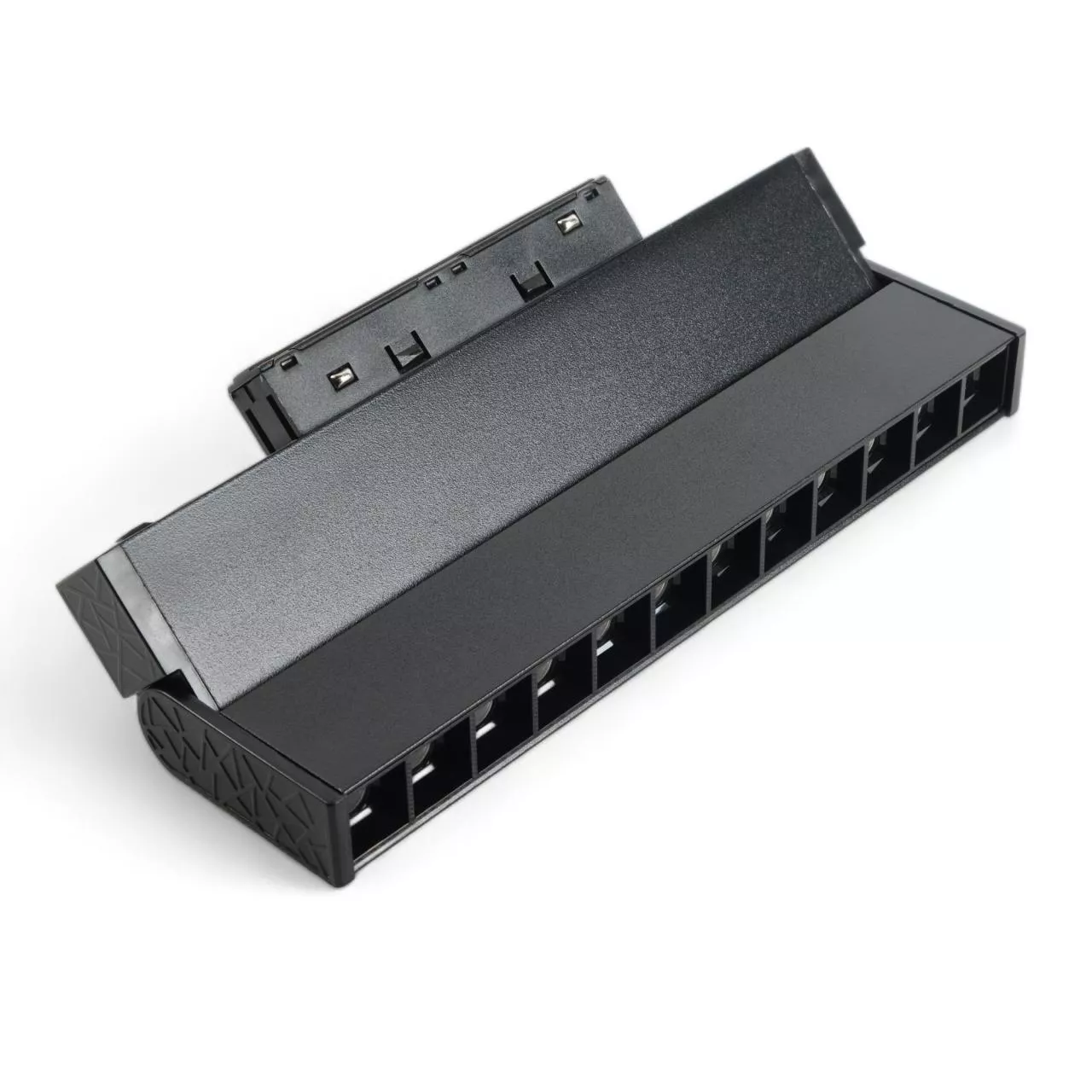 

Трековый светильник для магнитного шинопровода Voltalighting LIGHT AIJL-CX-E0081/10W/30/3К/B