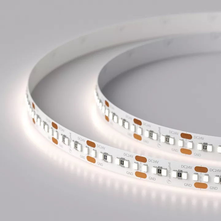 

Светодиодная лента Arlight 8W/m 300LED/m 2216SMD дневной белый 5M 023173(2)