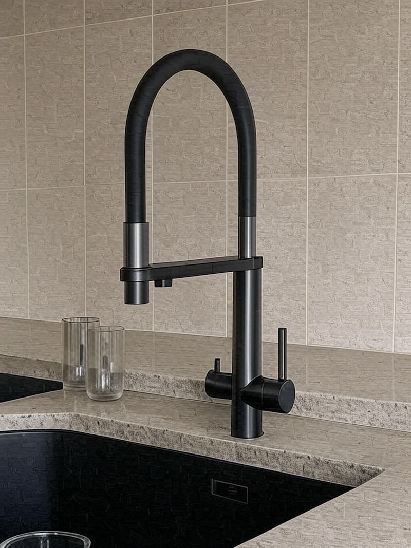 

Cмеситель для кухни с подключением фильтра Кnotlor SS-15/GM, вороненая сталь