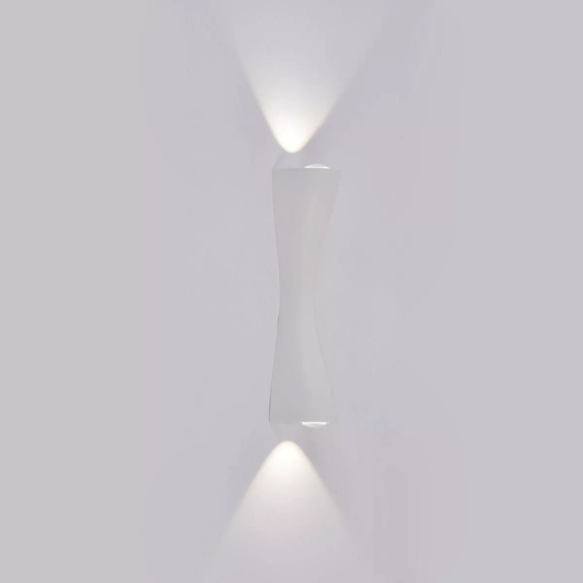 

Настенный светодиодный светильник Arte Lamp Tegmine A2696AP-10WH
