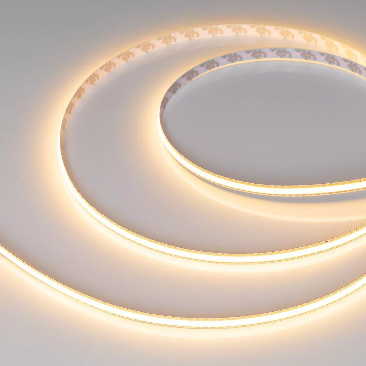 

Светодиодная лента Arlight 11W/m 544Led/m CSP теплый белый 5M COB-X544-8mm 24V Warm2700 043413