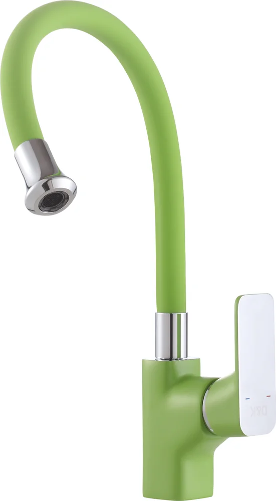 

Смеситель для кухни D&K Berlin.Kunste с гибким изливом зеленый