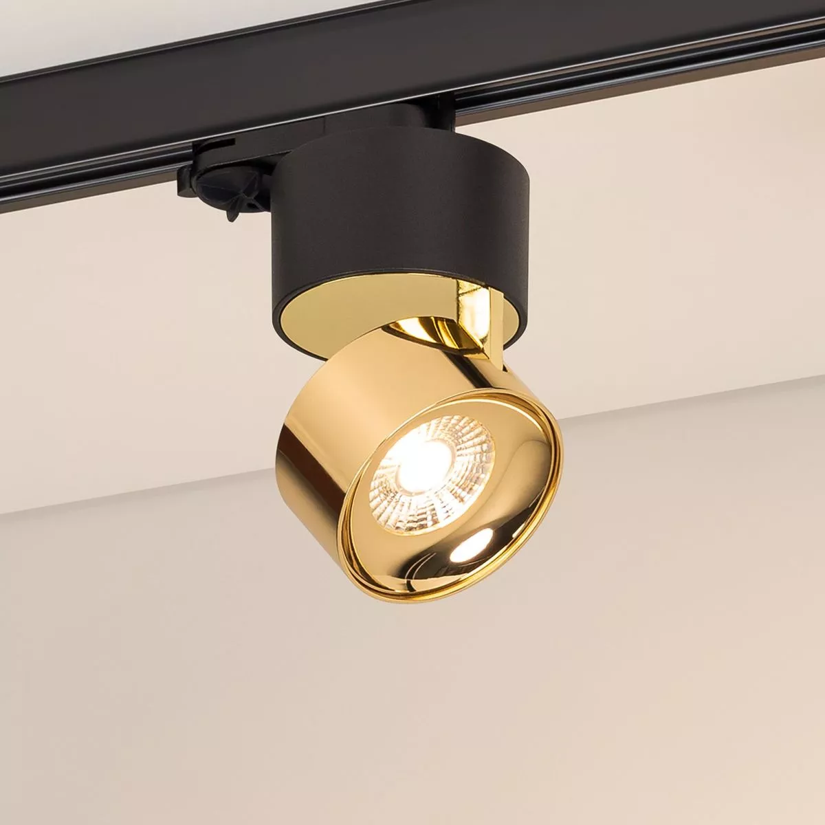 

Трековый трехфазный светильник Arlight SP-PLURIO-TRACK-4TR-R77-9W Warm3000 038121