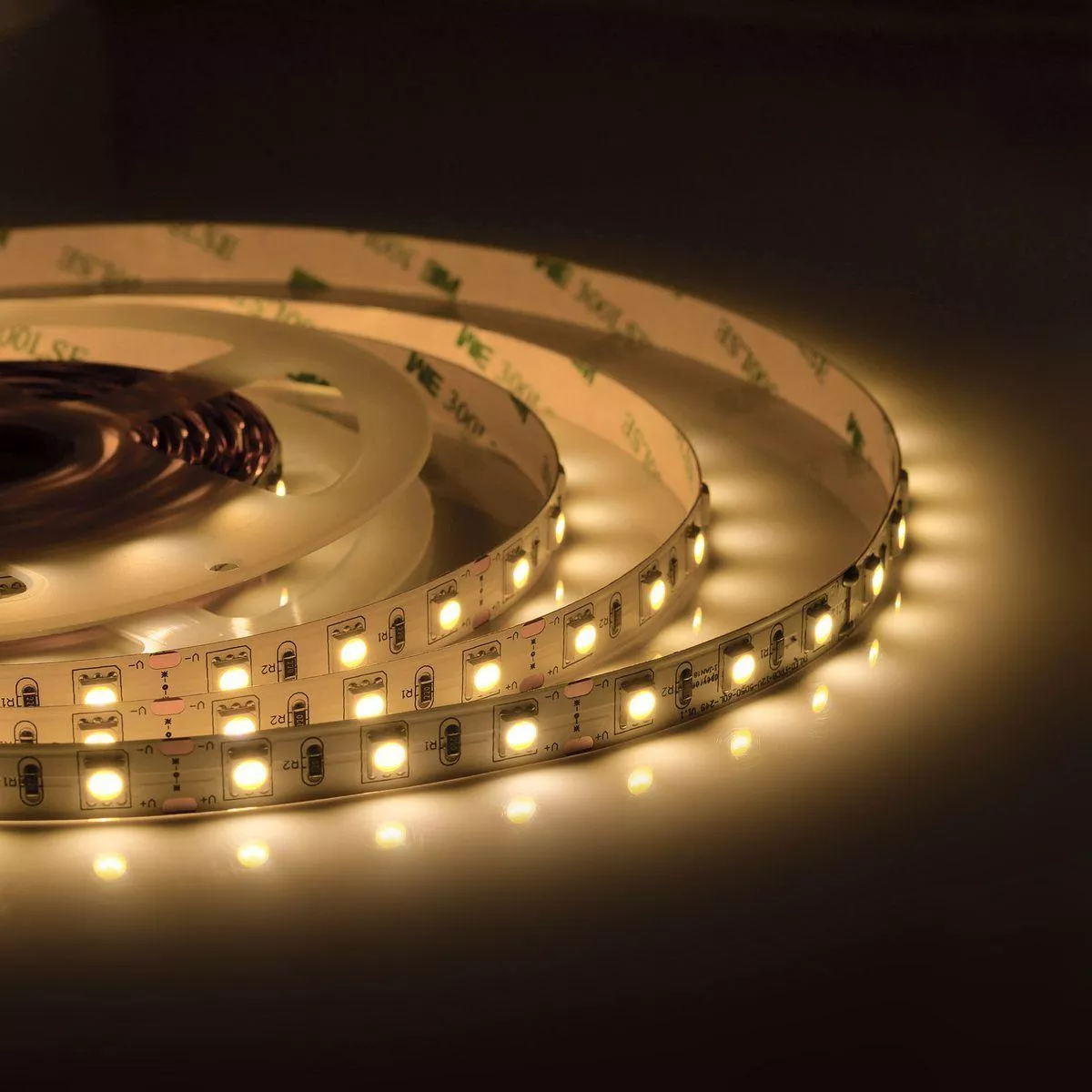 

Светодиодная лента Apeyron 14,4W/m 60LED/m 3528SMD теплый белый 5M 10-15