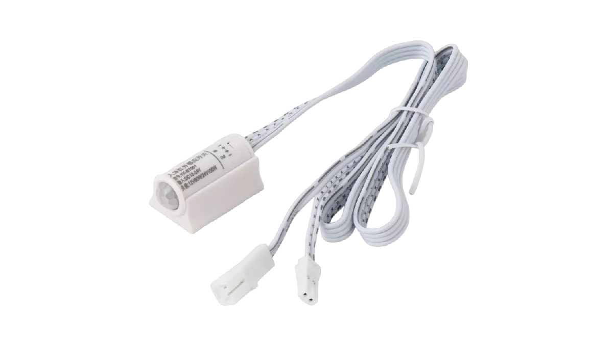 

Инфракрасный датчик-выключатель SWG Standard SR-PIR-RC-5A-DC 022977