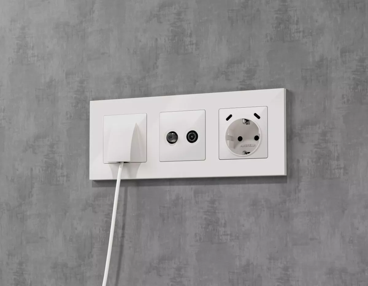 

Комплект механизма розетки TV оконечной + SAT 5-862MHz 3.5dB/950-2150MHz 3.5dB Alfa Белый глянец Quant Ambrella Volt MA113310 (AP1133, VM217)