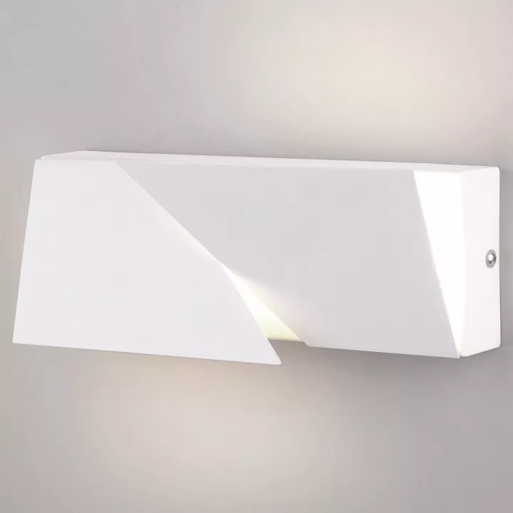 

Накладной светильник Elektrostandard Snip a055427