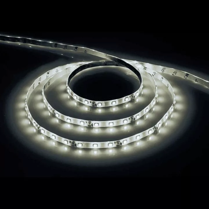 

Светодиодная влагозащищенная лента Feron 4,8W/m 60LED/m 2835SMD дневной белый 5M LS604 48219