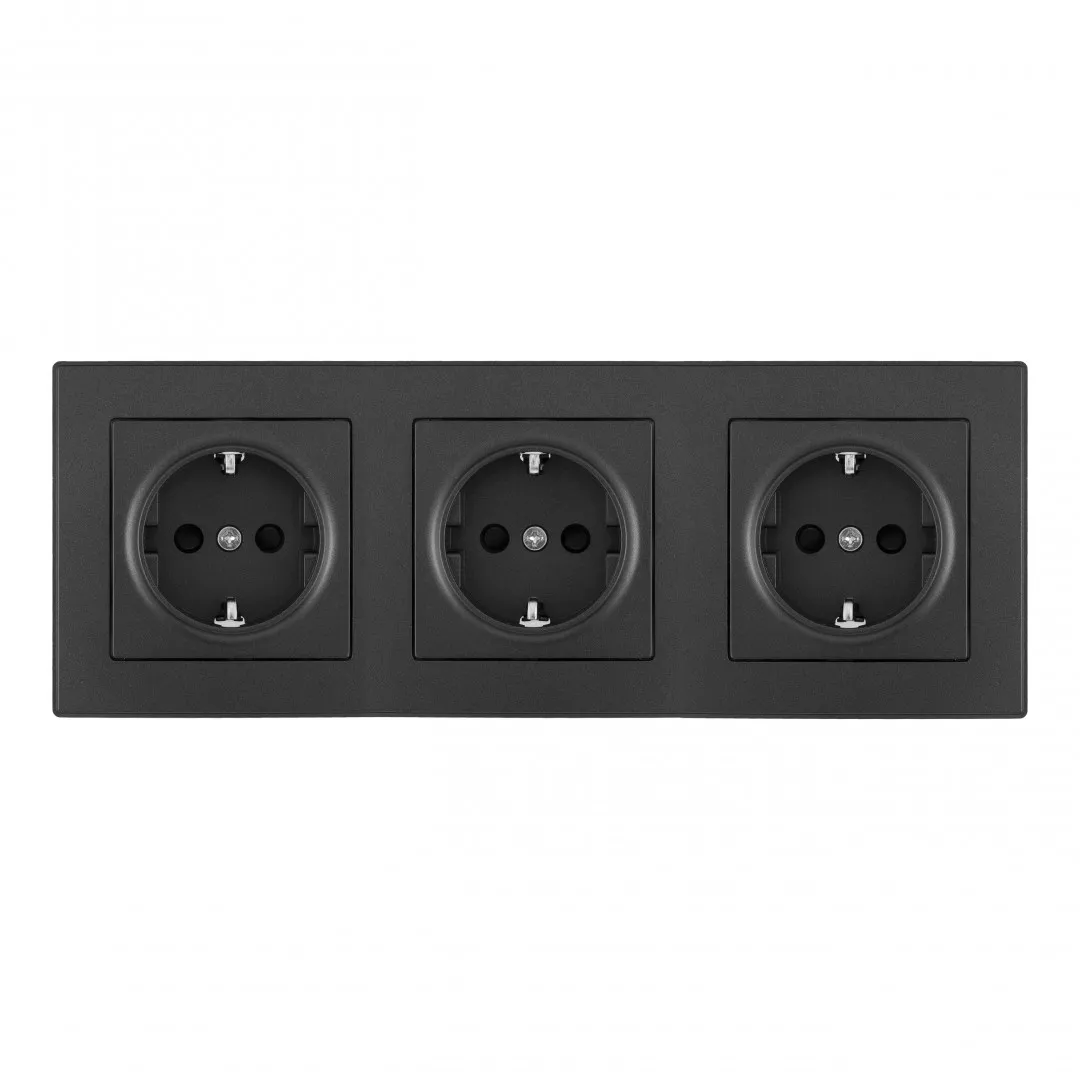 

Розетка тройная (трехпостовая) с/з и шторками Arte Milano SET06-3-40-1x3 black