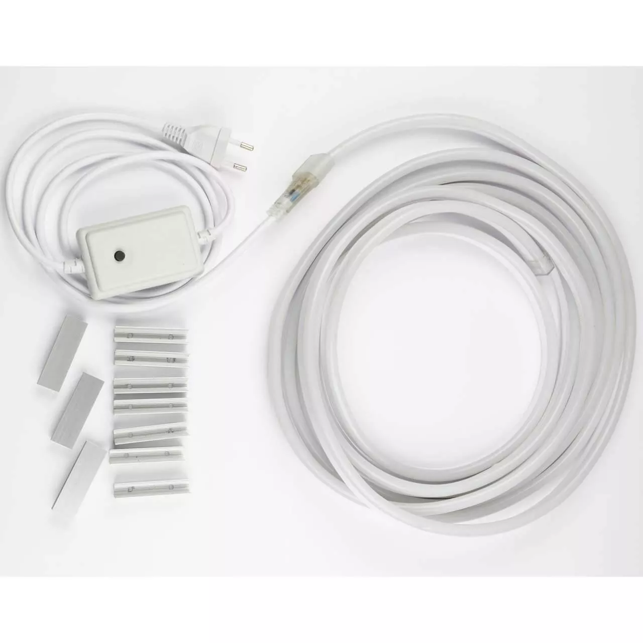 

Гибкий неон Uniel 10W/m 80LED/m разноцветный 10M ULS-N22 10M/RGB/1.5M IP67 RRP100C01 UL-00006688