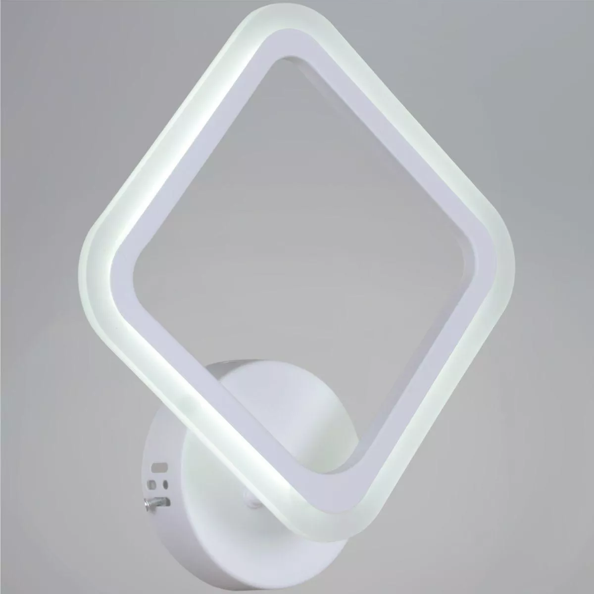 

Бра Reluce 05105-0.2-01 WH