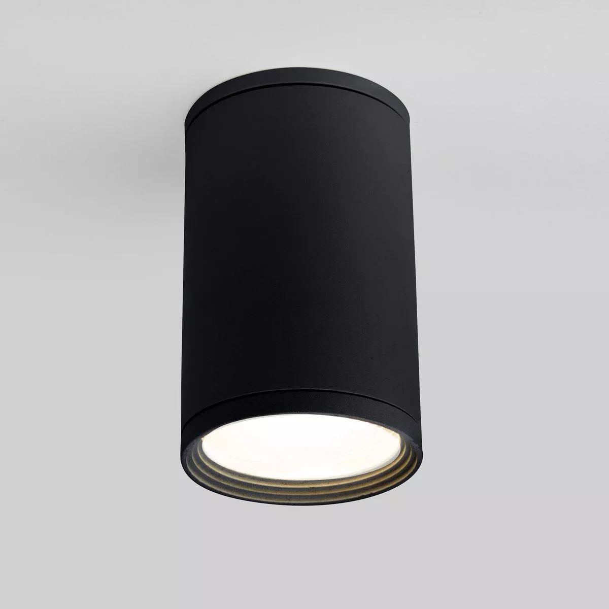 

Уличный светильник Elektrostandard Light 35128/H черный a056268