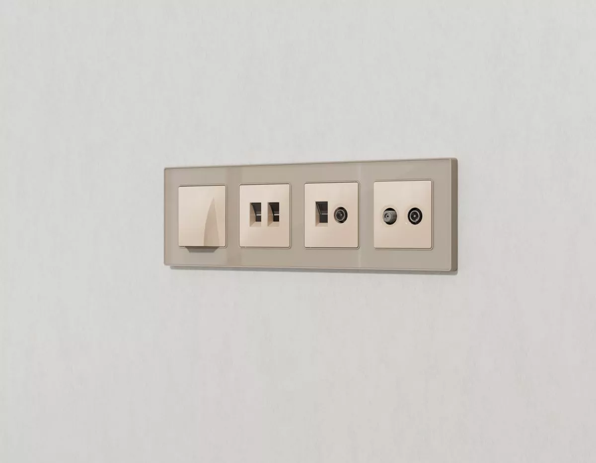 

Комплект механизма компьютерной двойной розетки RJ-45 с автоматической защитной шторкой Alfa Бежевый глянец Quant Ambrella Volt MA312110 (AP3121, VM189)