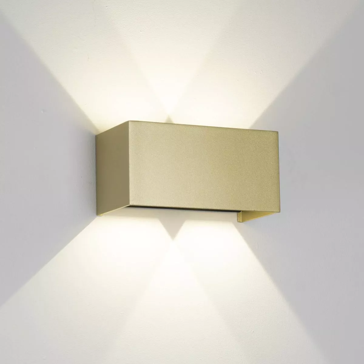 

Настенный светильник Mantra Davos 9224