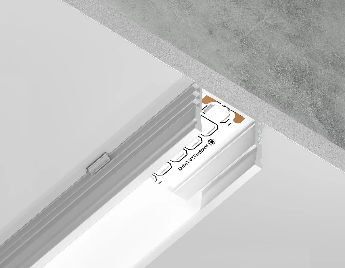 

Алюминиевый накладной профиль Ambrella Light Alum Profile GP1750WH