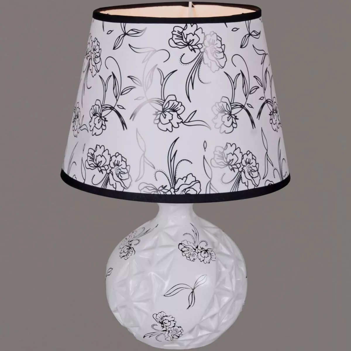 

Настольная лампа Reluce 02564-0.7-01