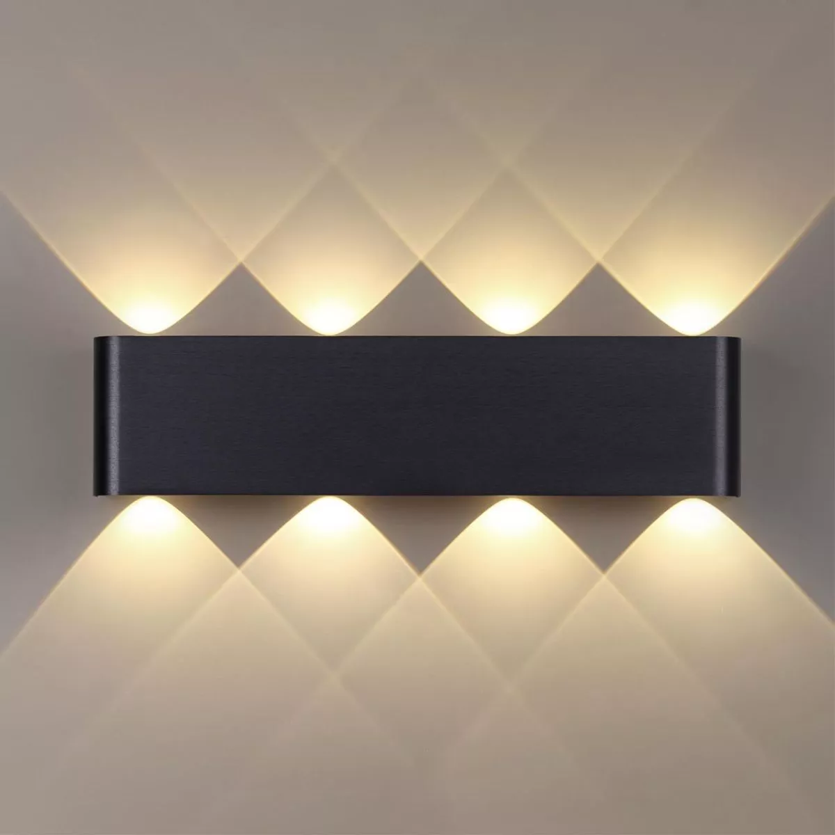 

Настенный светильник Odeon Light Hightech Magnum 7191/8WL