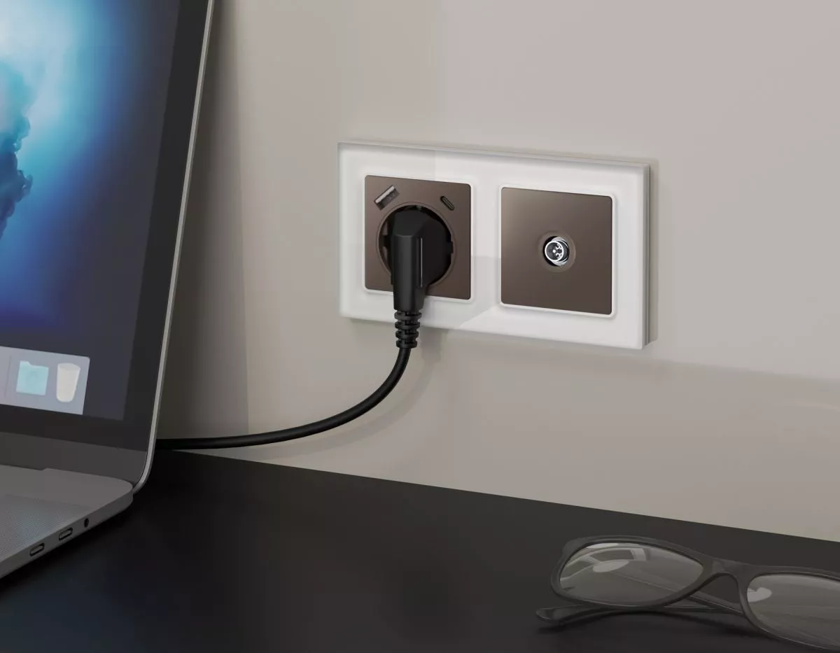 

Комплект механизма TV розетки оконечной экранированной 5-1000MHz 3dB Alfa Темная бронза матовый Quant Ambrella Volt MA643005 (AP6430, VM199)