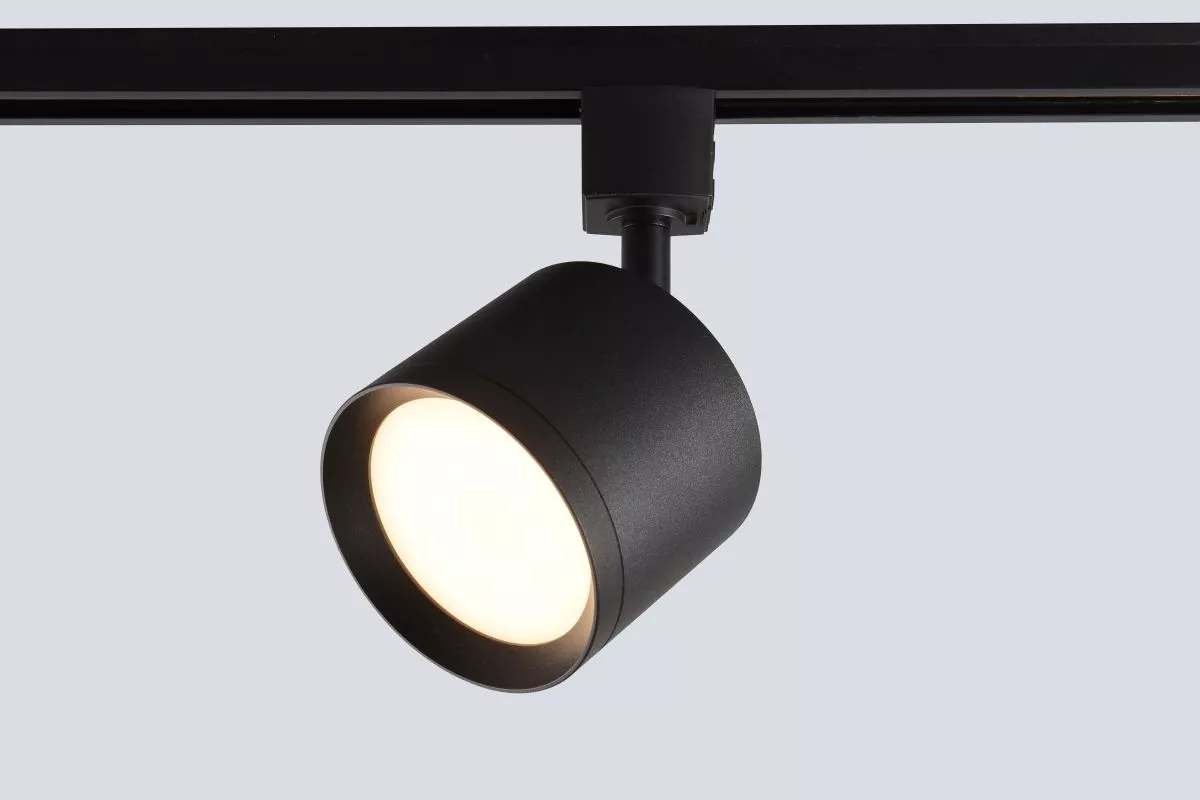 

Трековый однофазный светильник Crystal Lux CLT 0.31 020 BK