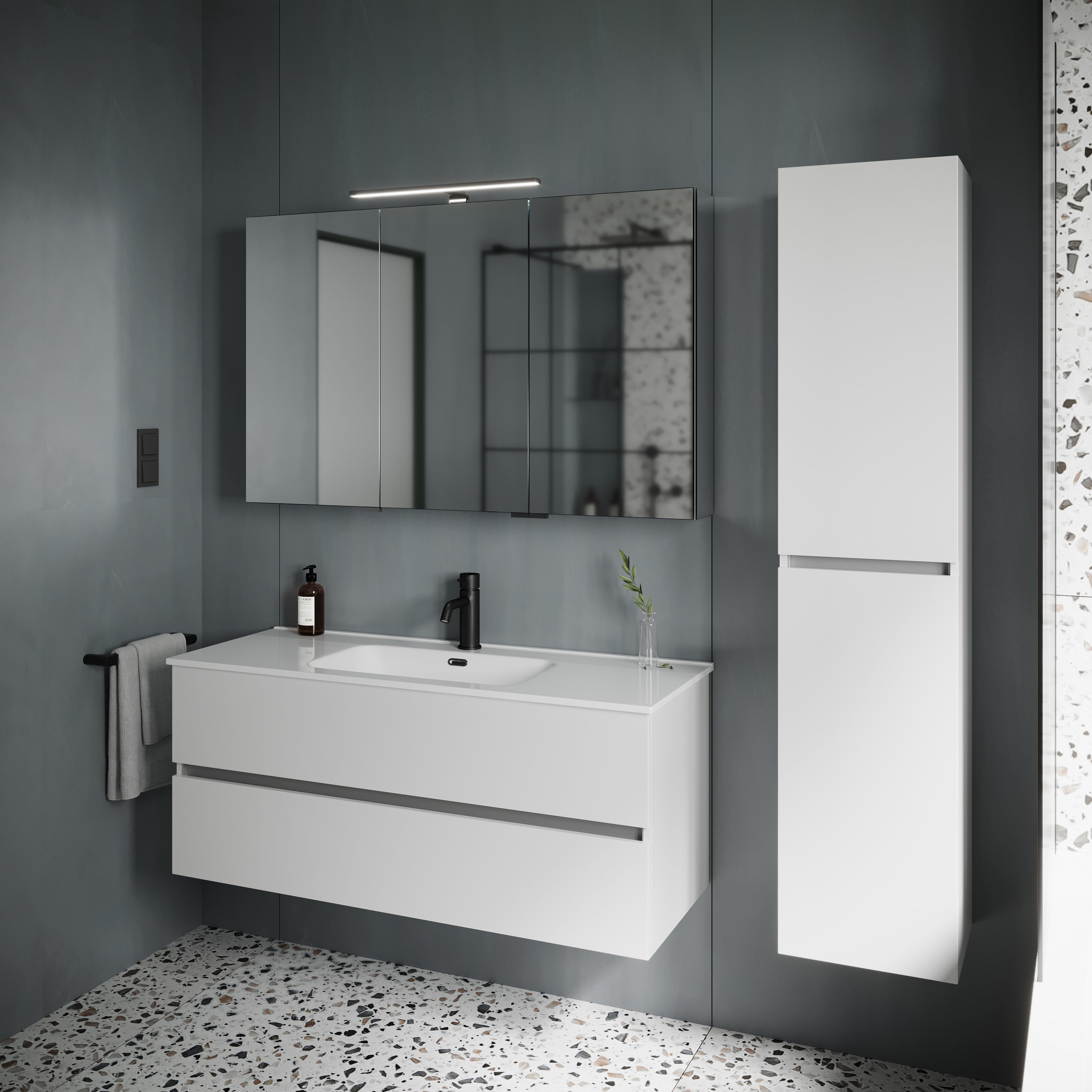 

Мебель для ванной комнаты Sancos Urban 120 см белый глянец