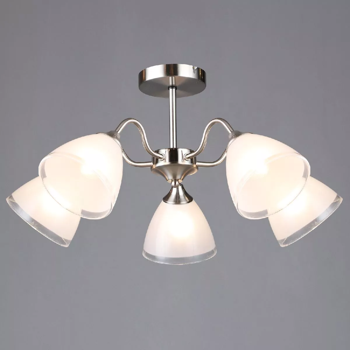 

Люстра на штанге Reluce 06392-0.3-05 SL