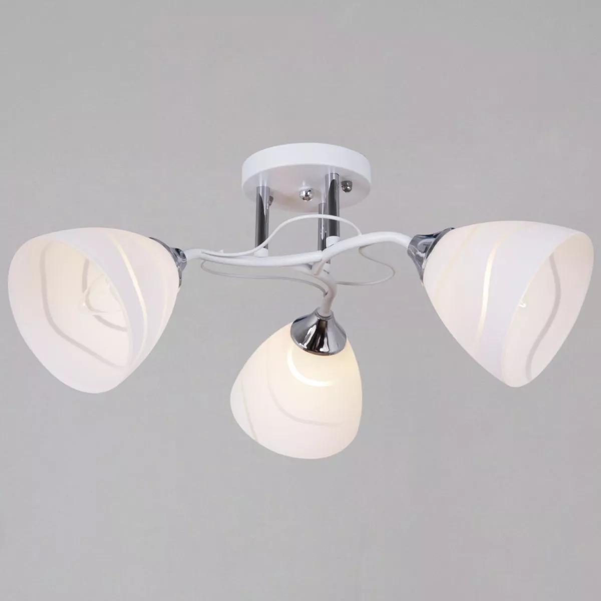 

Потолочный светильник Reluce 89360-0.3-03 WH+CR