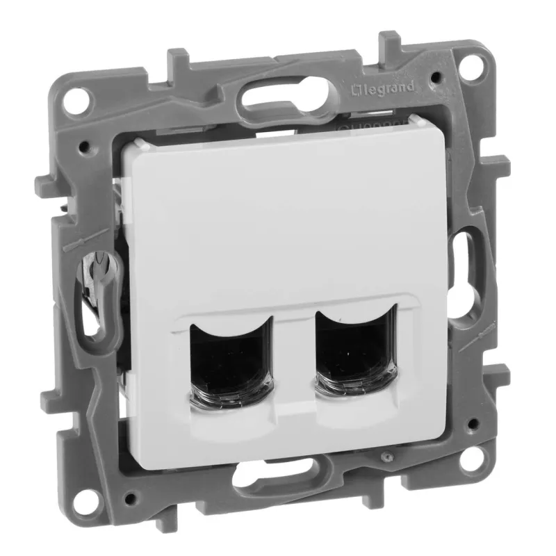

Розетка компьютерная 2хRJ45 Legrand Etika 6 кат UTP белая 672254